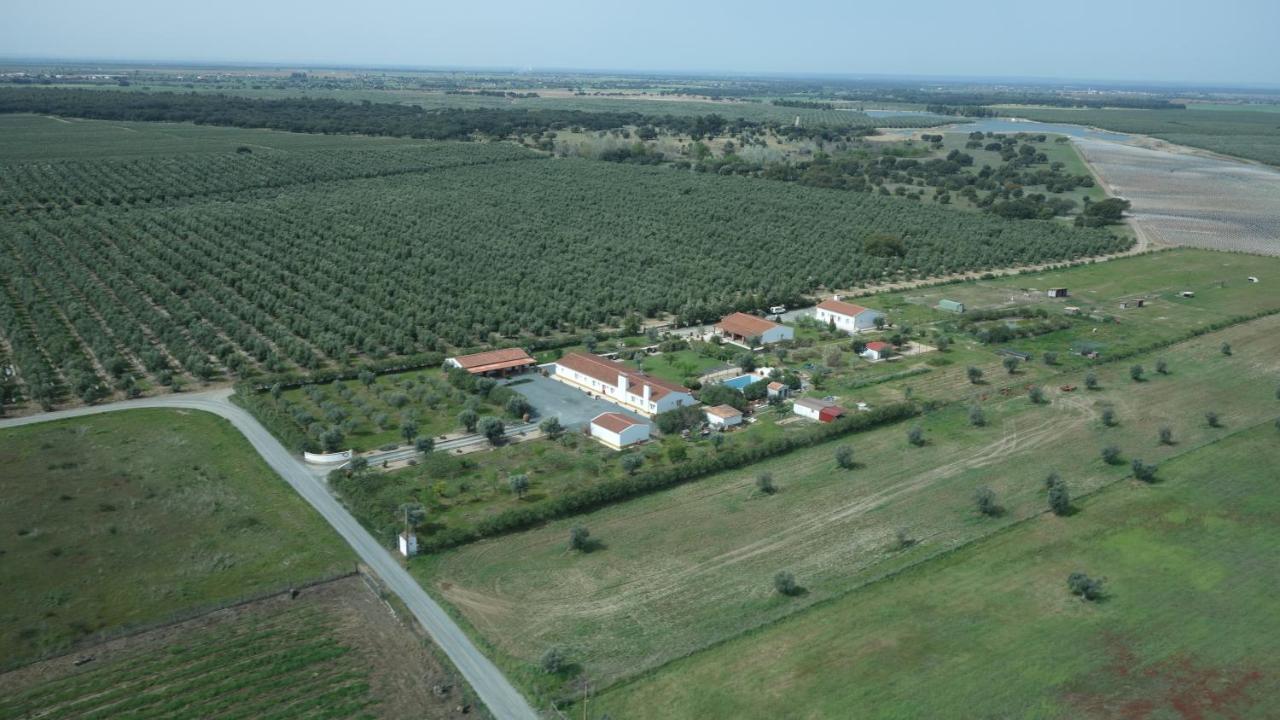 Monte Chalaca - Turismo Rural Ferreira Do Alentejo Exterior foto