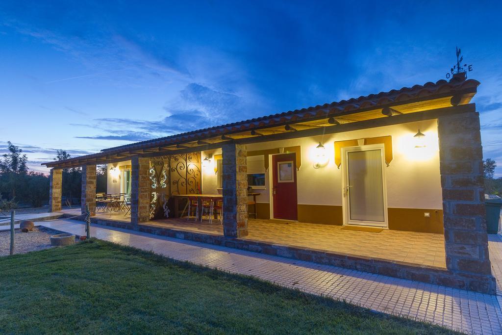 Monte Chalaca - Turismo Rural Ferreira Do Alentejo Exterior foto