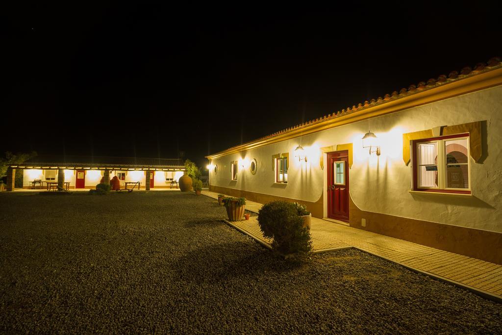 Monte Chalaca - Turismo Rural Ferreira Do Alentejo Exterior foto